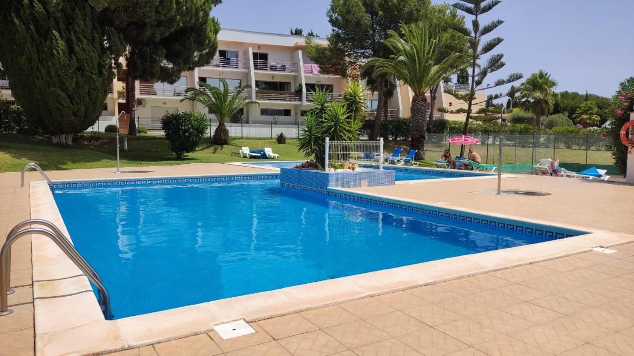 Apartamento 01 Sra Da Rocha Com Piscina E Ac - Casas & Papeis Armação de Pêra Exterior foto
