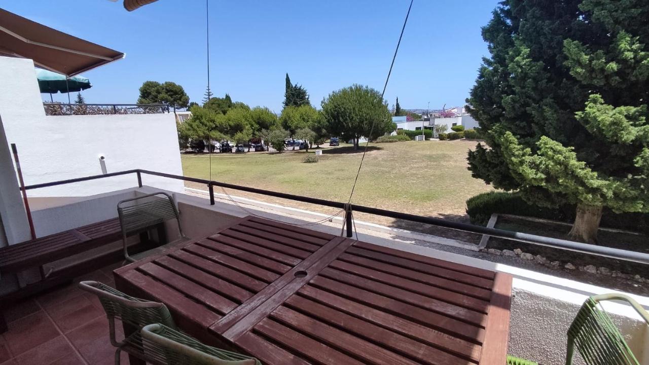 Apartamento 01 Sra Da Rocha Com Piscina E Ac - Casas & Papeis Armação de Pêra Exterior foto